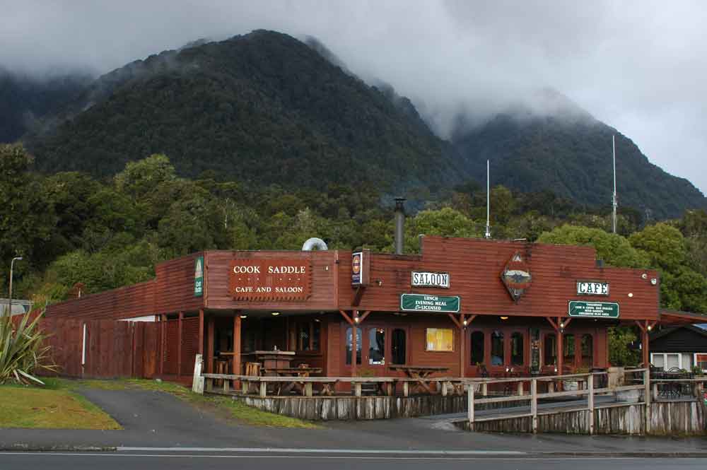 145 - Nueva Zelanda - Fox Glacier, pueblo